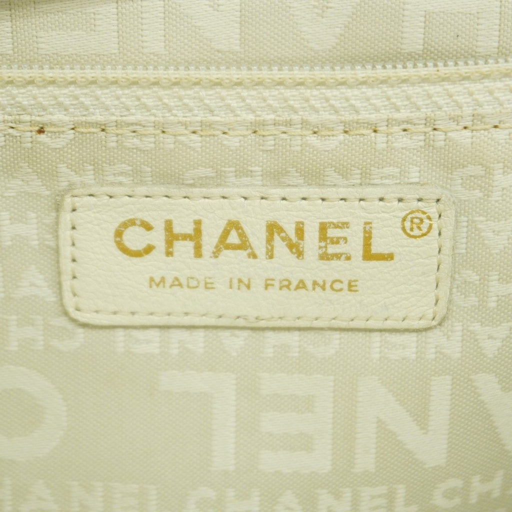 Chanel Shoulder Bag 2.55 Choco Bar Lambskin White Black Gold — view 5