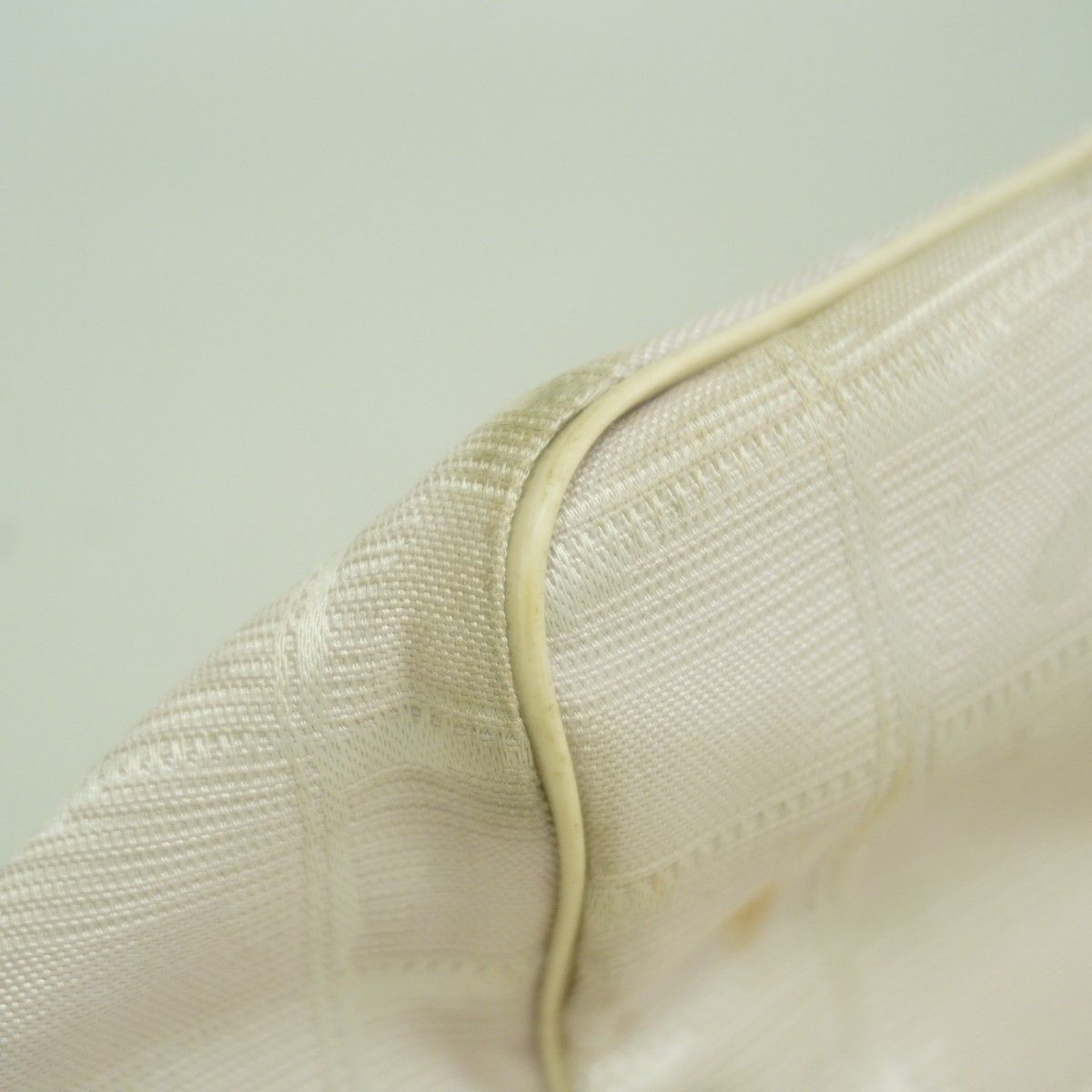 Chanel Tote New Travel Nylon Pink Gold — view 6