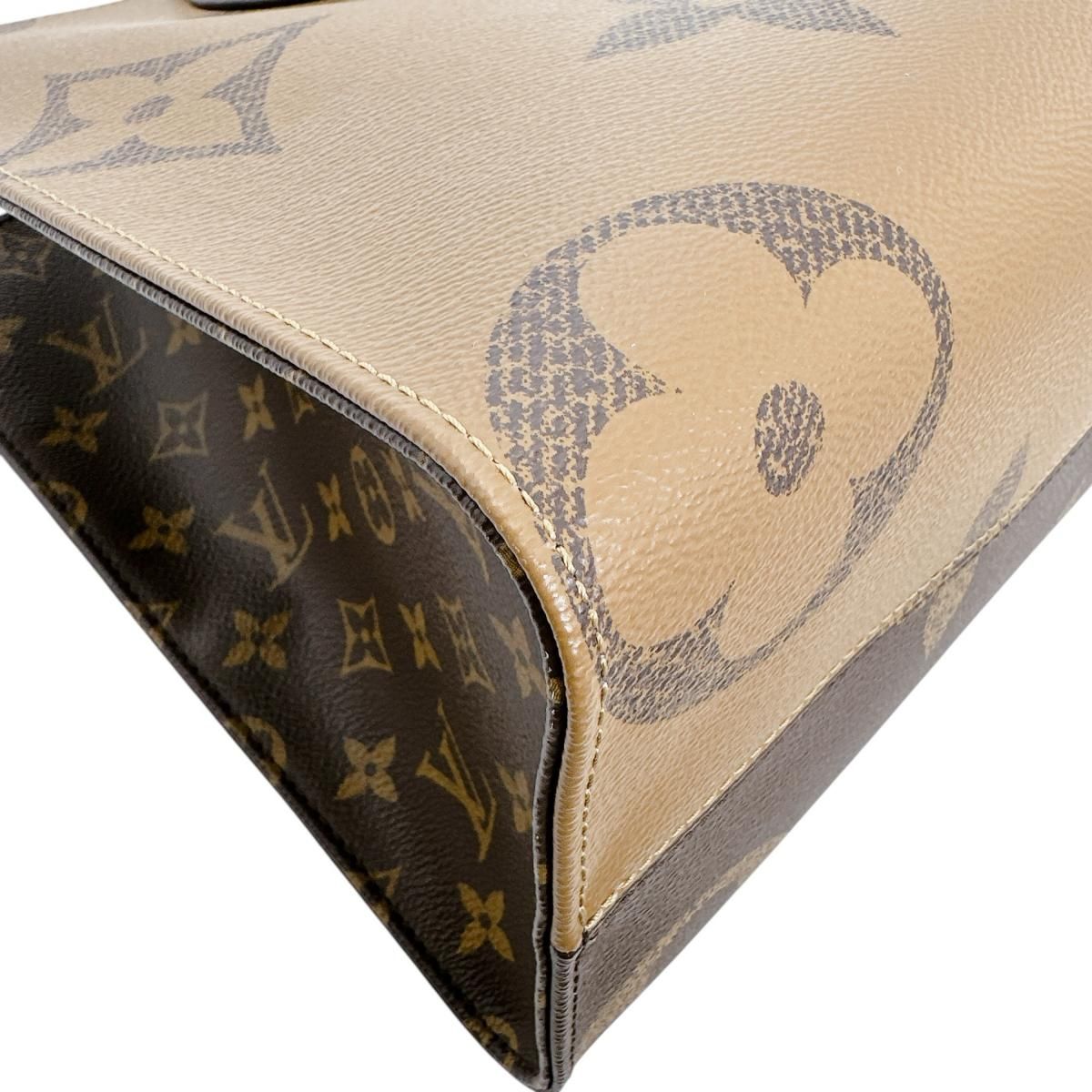 Louis Vuitton Monogram Giant Reverse Handbag On The Go MM Tote Brown — view 9