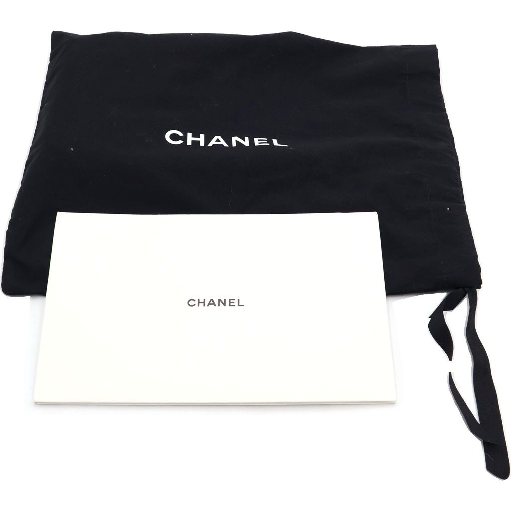 Chanel Quilted 18 Shoulder Bag Chain Black Lambskin Gold — view 8