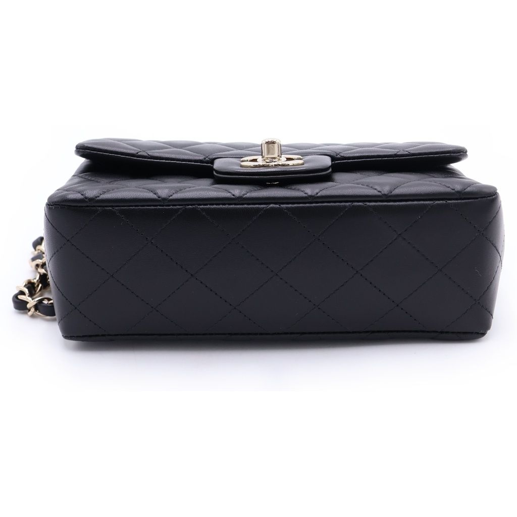 Chanel Quilted 20 S Flap Shoulder Bag Chain Black Lambskin Gold — view 4