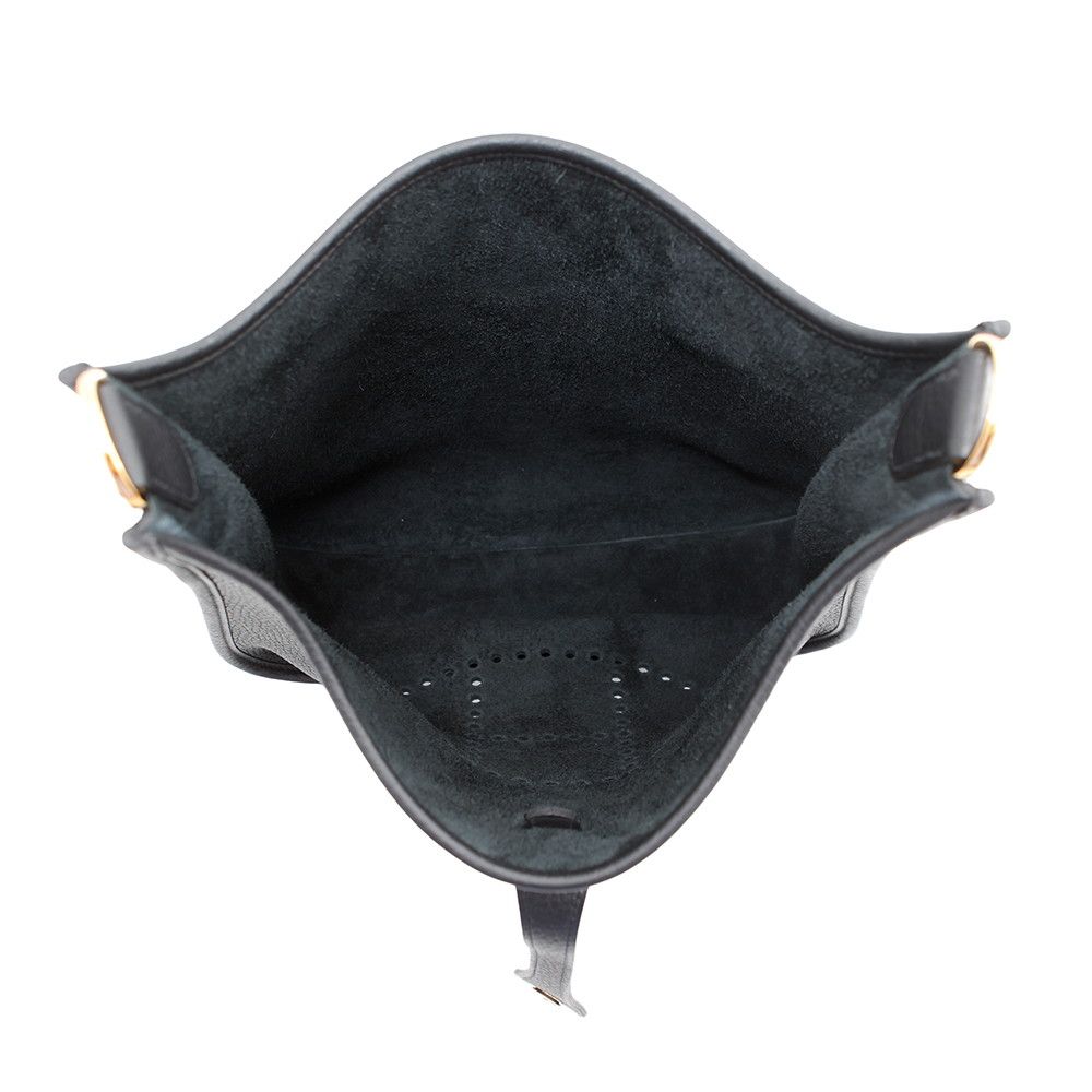 Hermes Shoulder Bag Evelyne 3 PM Black Gold Taurillon Clemence — view 5