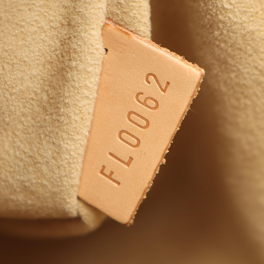 Louis Vuitton Shoulder Bag Looping MM Canvas Leather — view 5