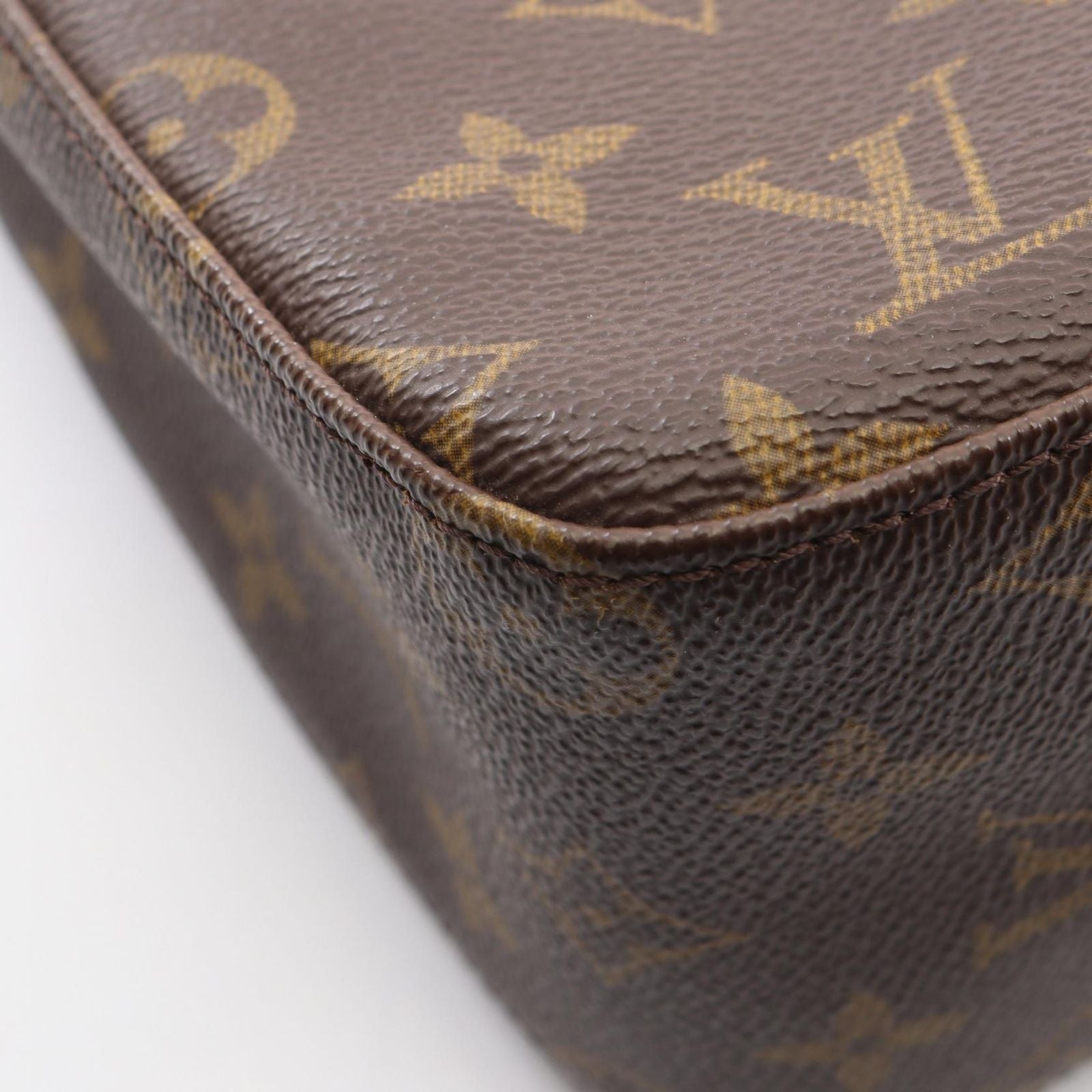 Louis Vuitton Shoulder Bag Looping MM Canvas Leather — view 8
