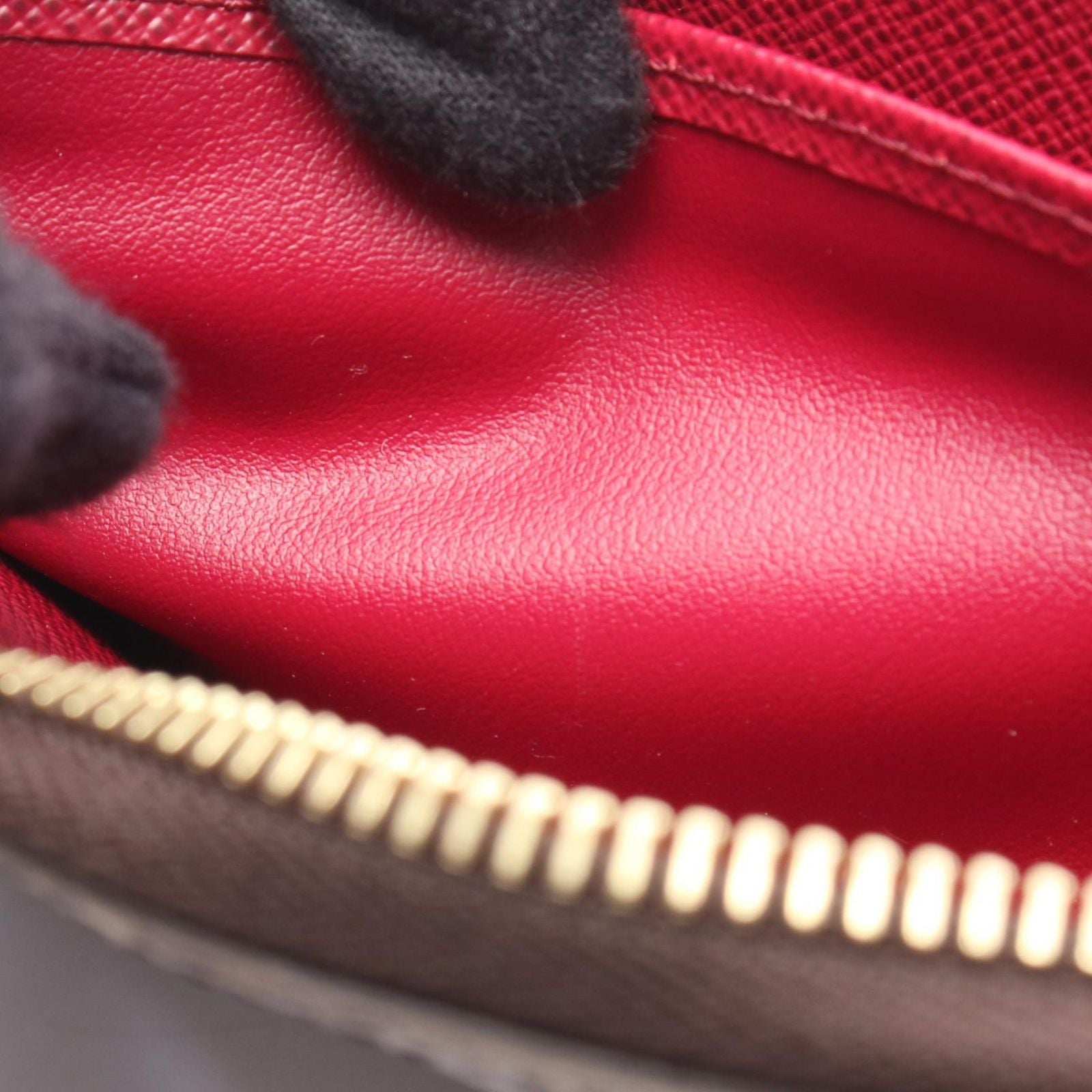 Louis Vuitton Round Wallet Zippy Fuchsia Canvas — view 6