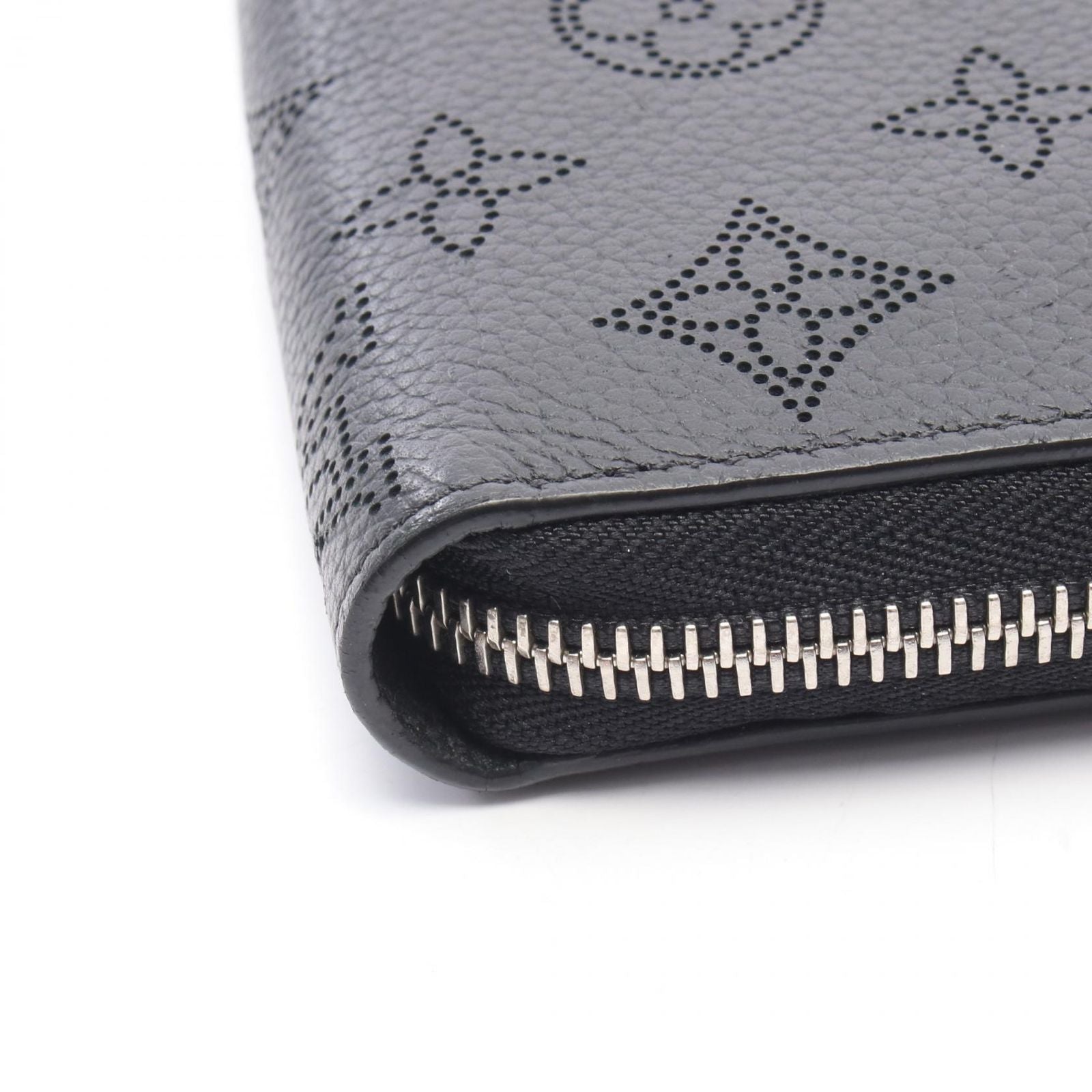 Louis Vuitton Round Wallet Zippy Noir Leather — view 7