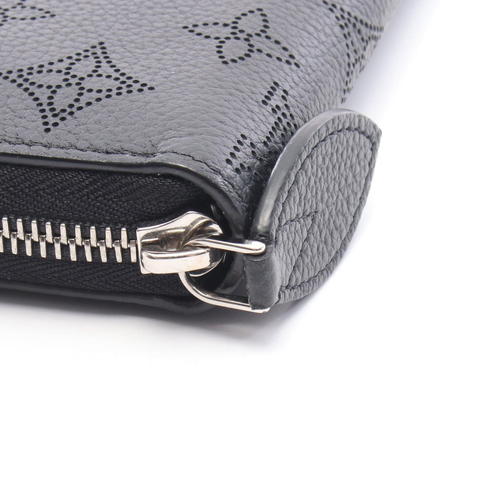 Louis Vuitton Round Wallet Zippy Noir Leather — view 8