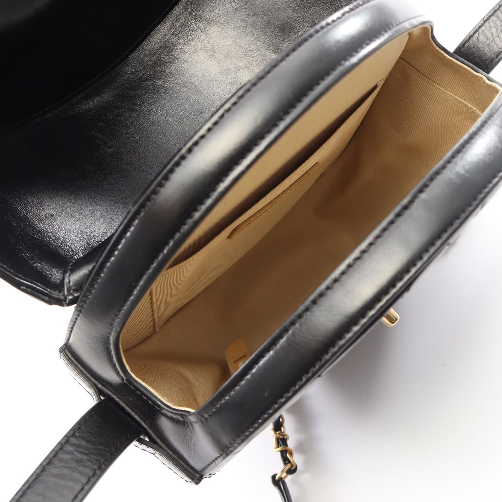 Chanel Shoulder Bag Quilted Round 2-Way Black Leather Chain — view 3