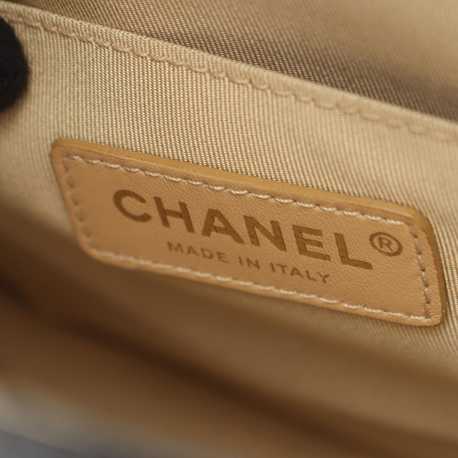 Chanel Shoulder Bag Quilted Round 2-Way Black Leather Chain — view 4