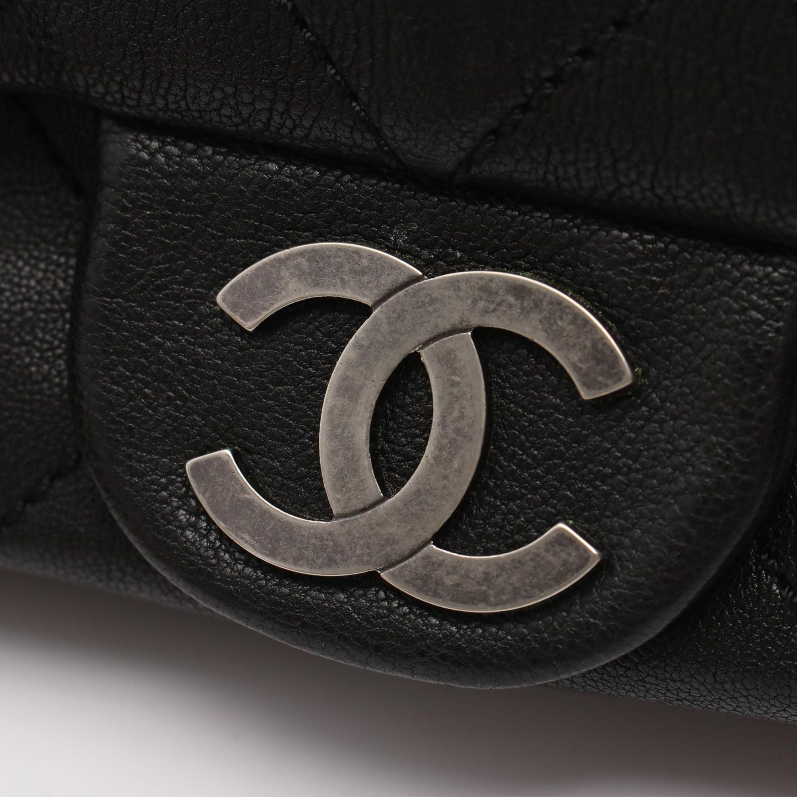 Chanel Shoulder Bag Quilted Antique Silver Black Caviar Leather Chain — view 8