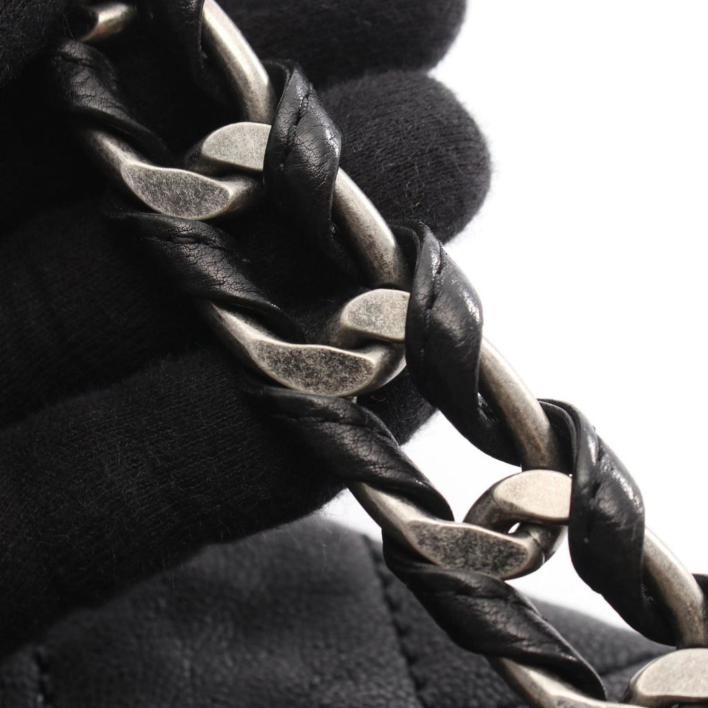 Chanel Shoulder Bag Quilted Antique Silver Black Caviar Leather Chain — view 9