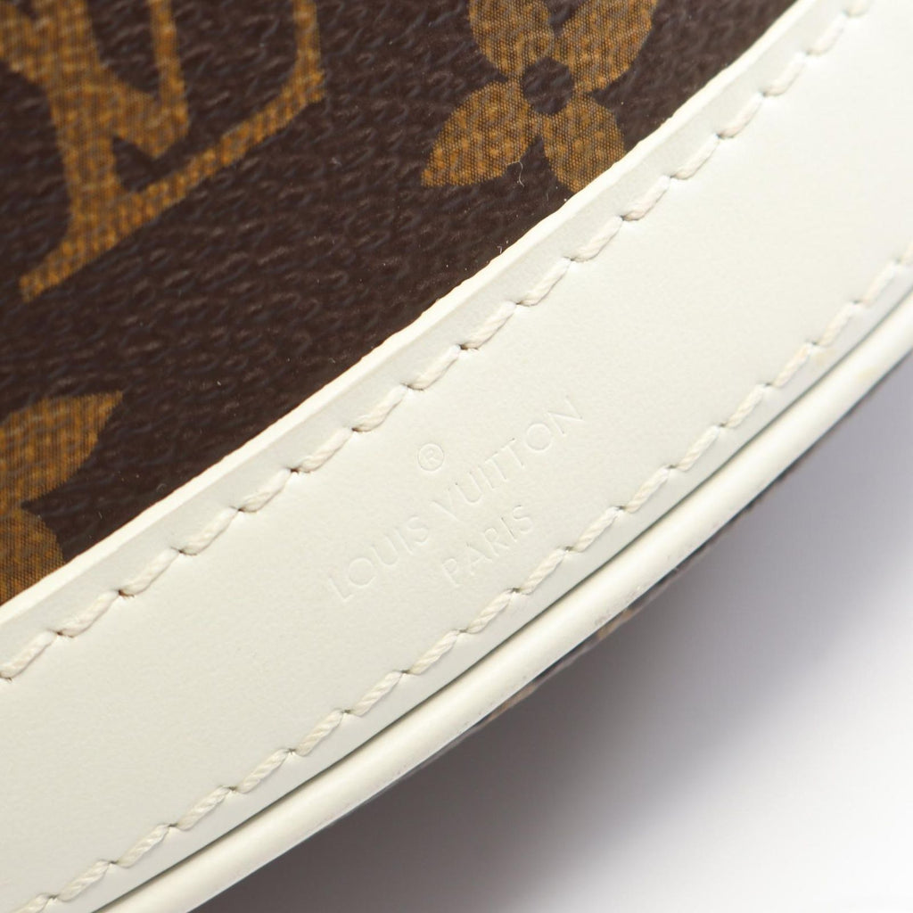 Louis Vuitton Handbag Nano Bucket 2-Way Blanc Canvas Leather — view 4