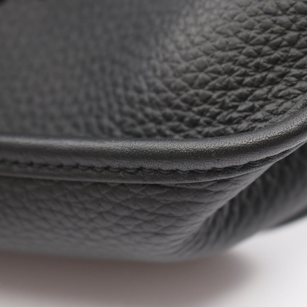 Hermes Shoulder Bag Evelyne 3 Trois PM Black Leather — view 6