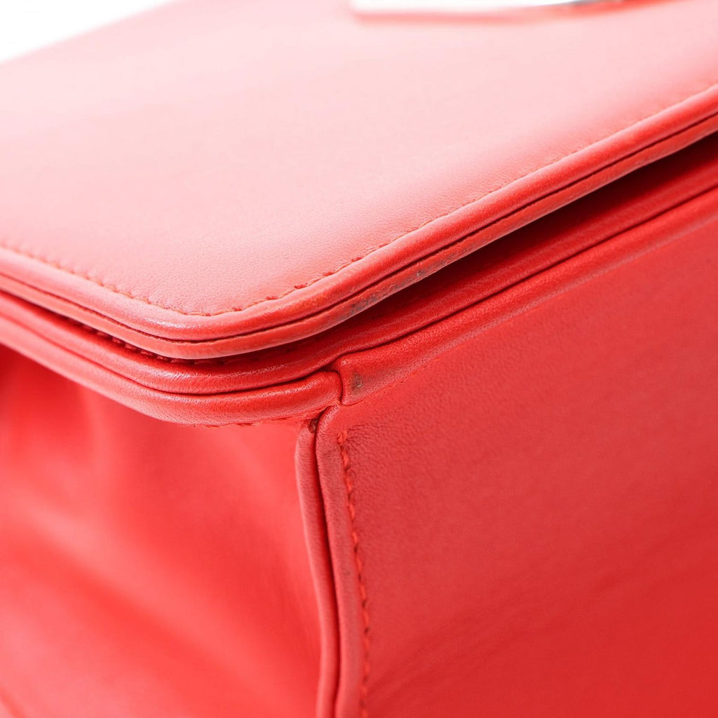 Dior Shoulder Bag Ama Red Leather Ama Small Chain — view 8