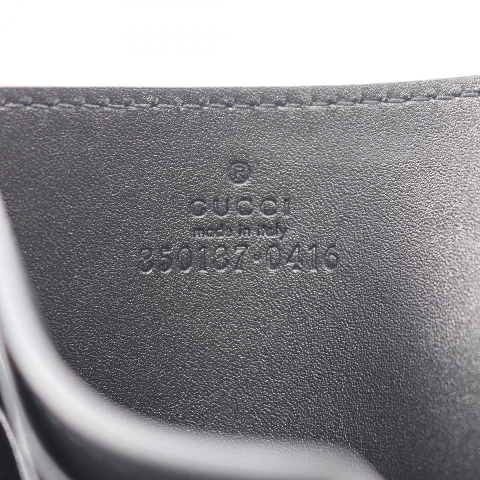 Gucci Card Case GG Emblem Leather — view 4