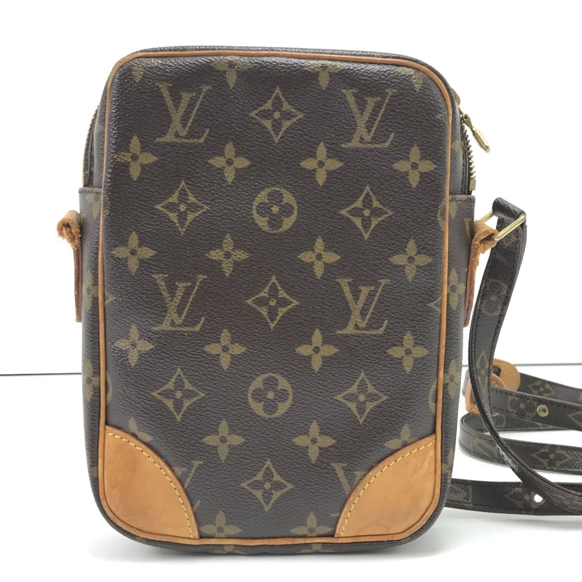 Louis Vuitton Shoulder Bag Monogram Danube Root Removal — view 3