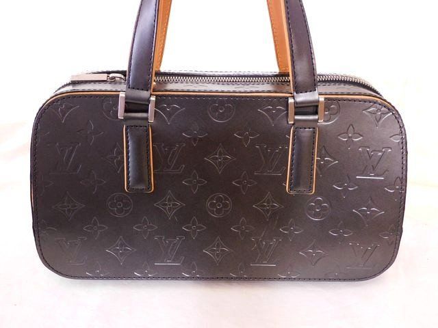 Louis Vuitton Shelton Handbag Monogram Matte Noir — view 2