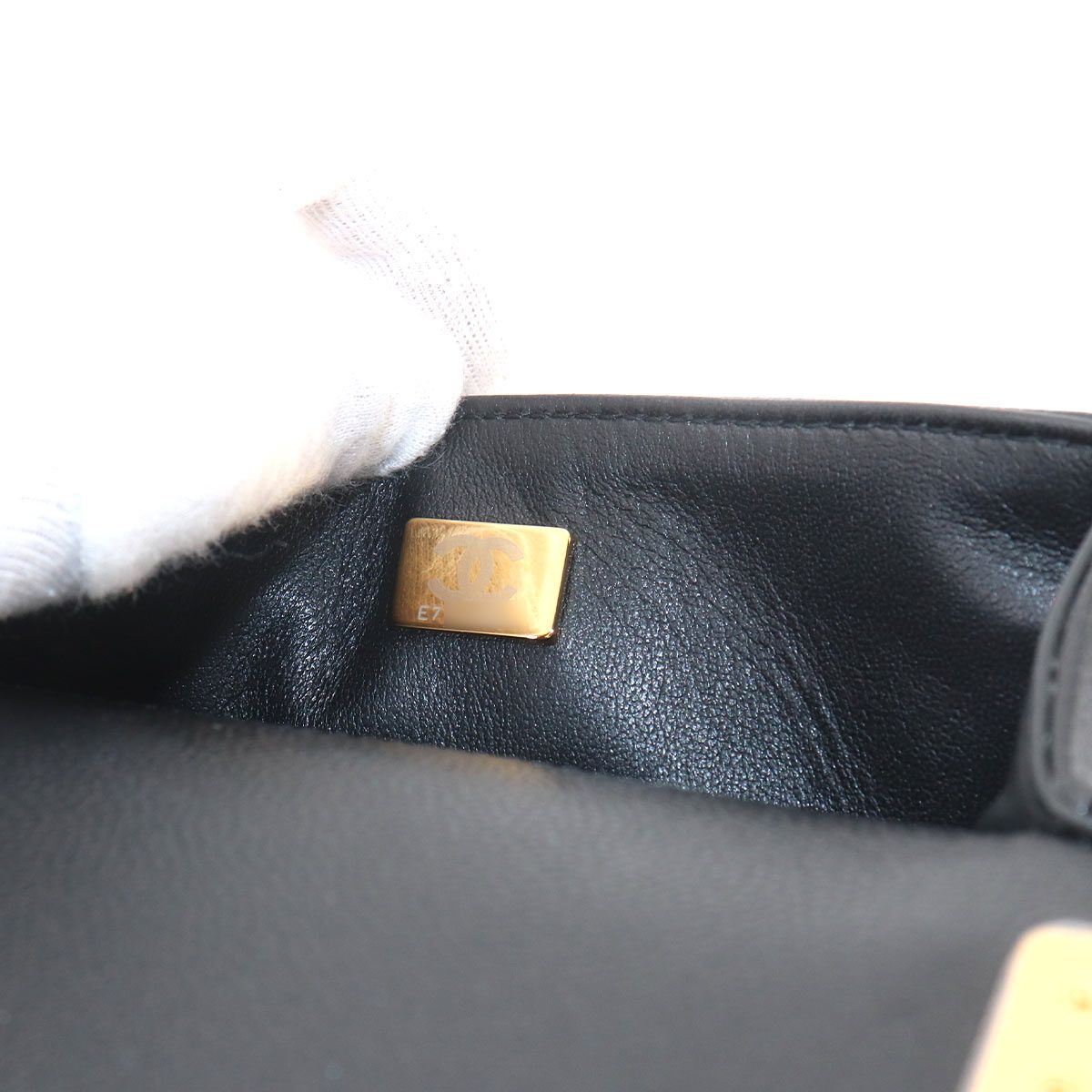 Chanel Boy Small Messenger Bag Chain Shoulder Caviar Leather — view 8