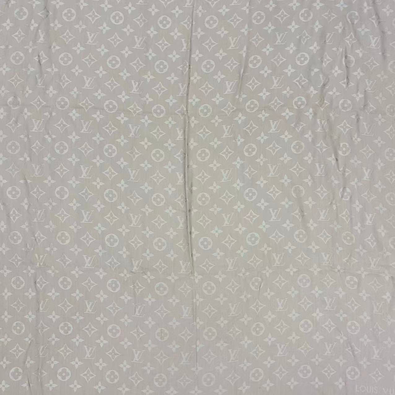 Louis Vuitton Silk Wool Scarf Monogram Beige — view 7