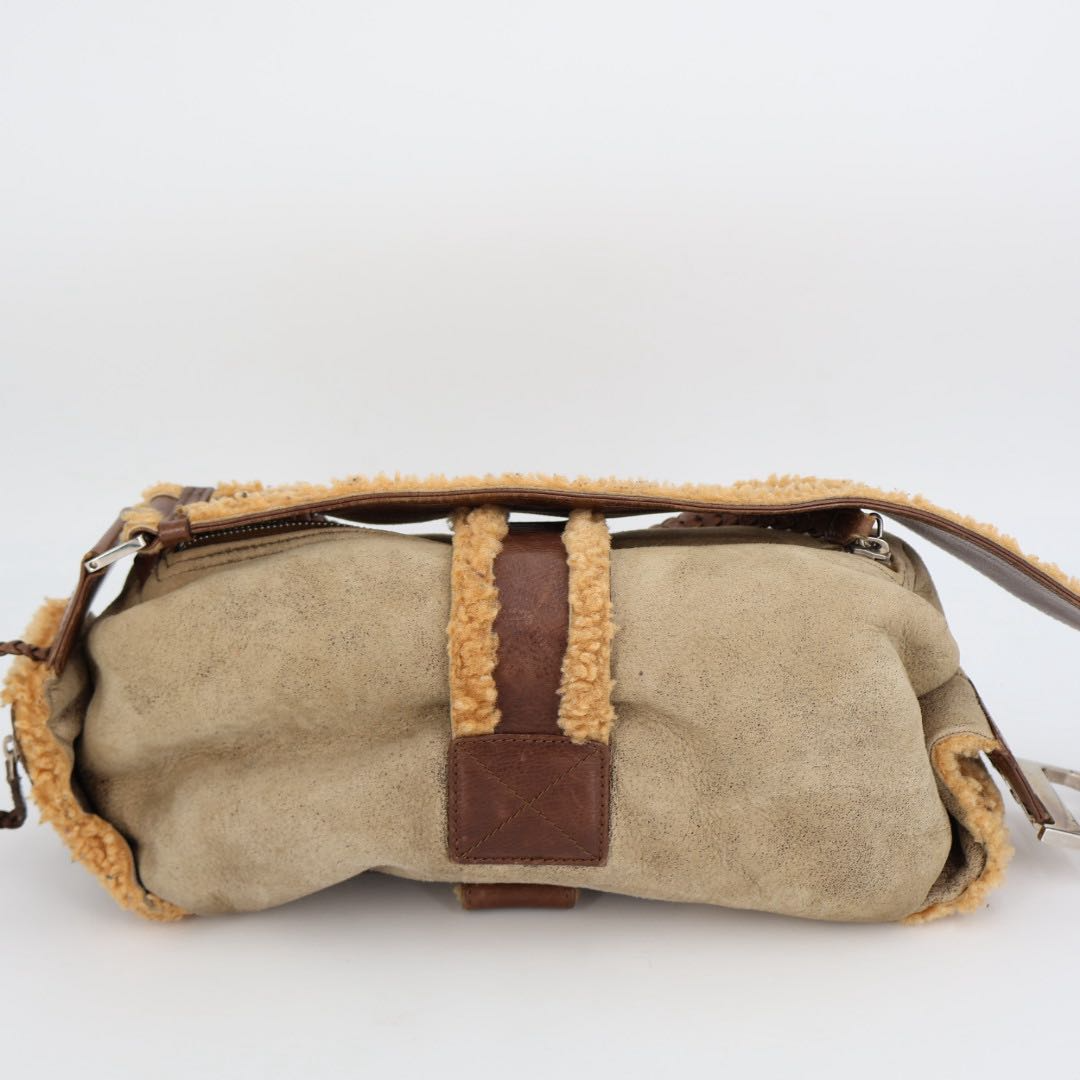 Dior Shearling Bag Handbag Beige — view 7