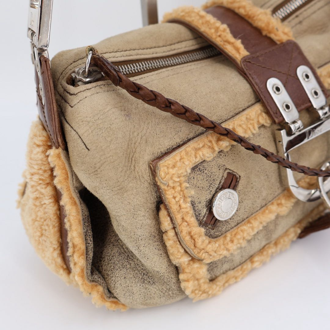 Dior Shearling Bag Handbag Beige — view 2