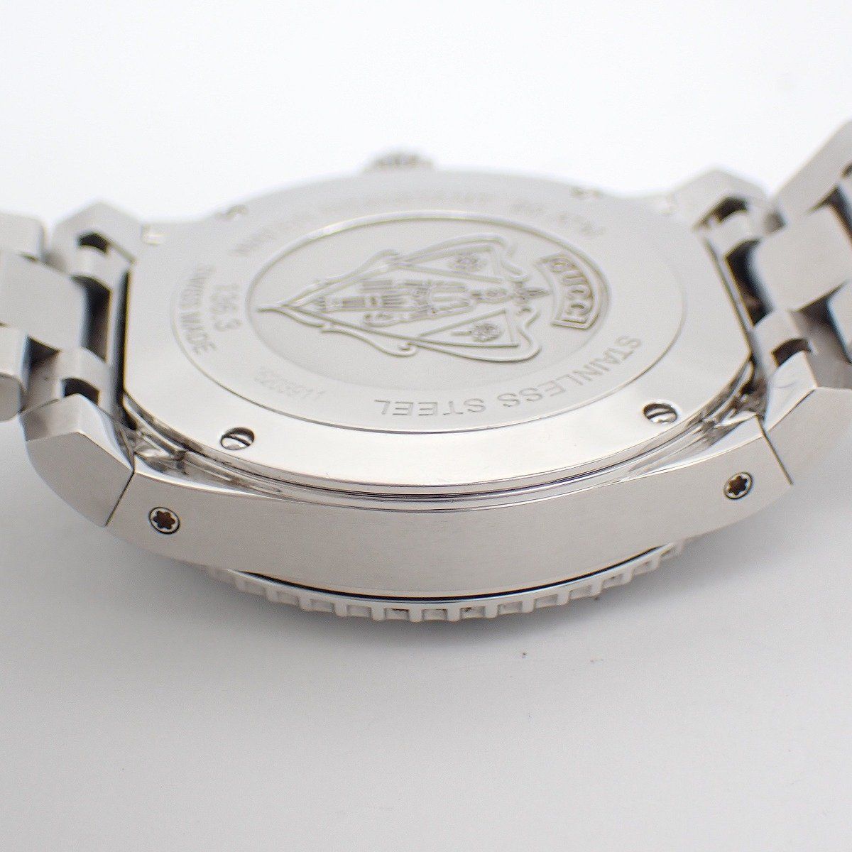 Gucci 136.3 Dive Waterproof Quartz Watch White Dial SS Pawn — view 8