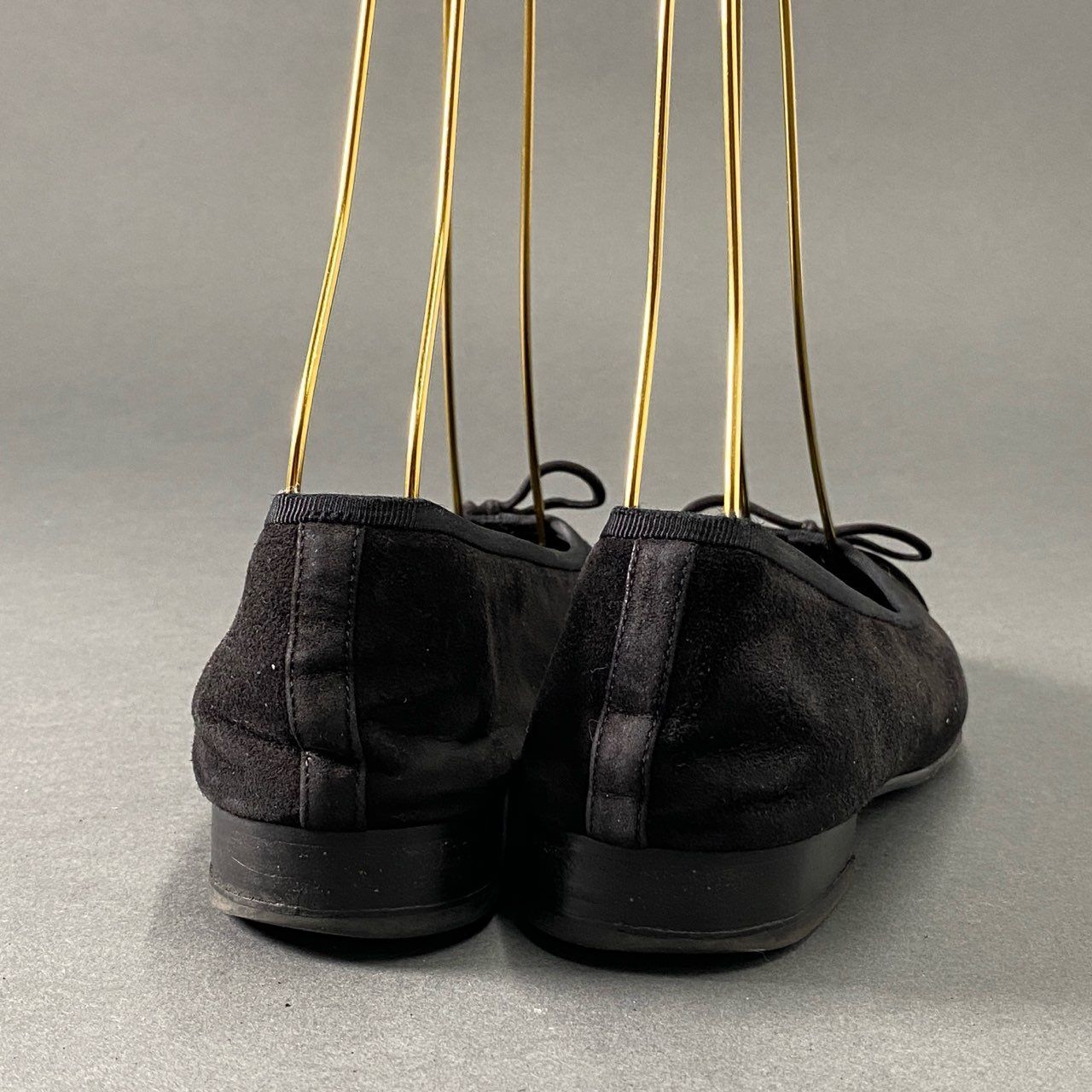 Chanel CC Logo Ballet Shoes Flat 35.5 Black Suede Ribbon — view 3