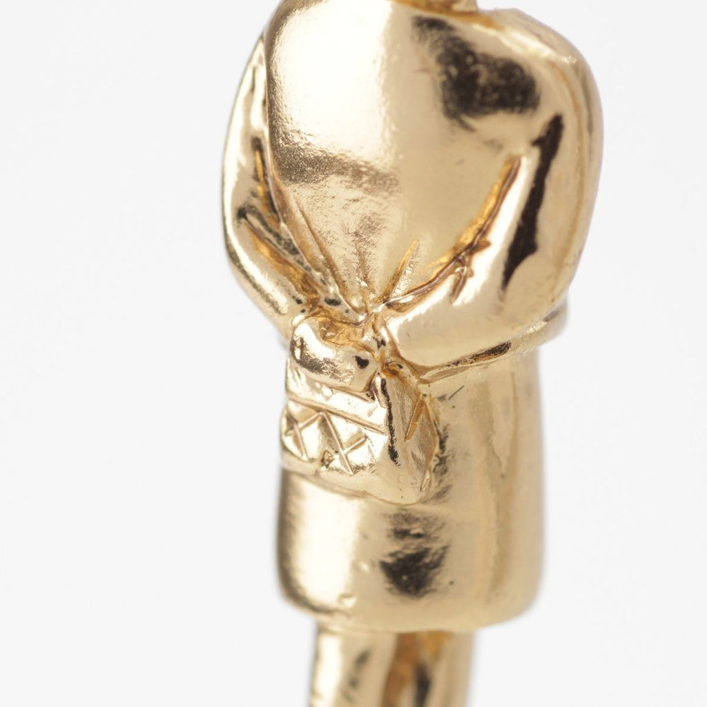 Chanel Mademoiselle CC Logo Earrings Gold — view 8