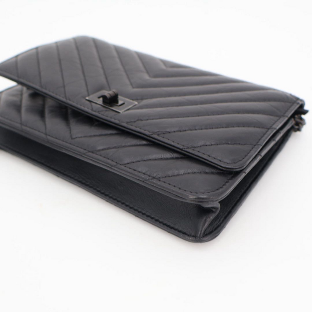 Chanel 2.55 Chain Wallet Shoulder — view 2