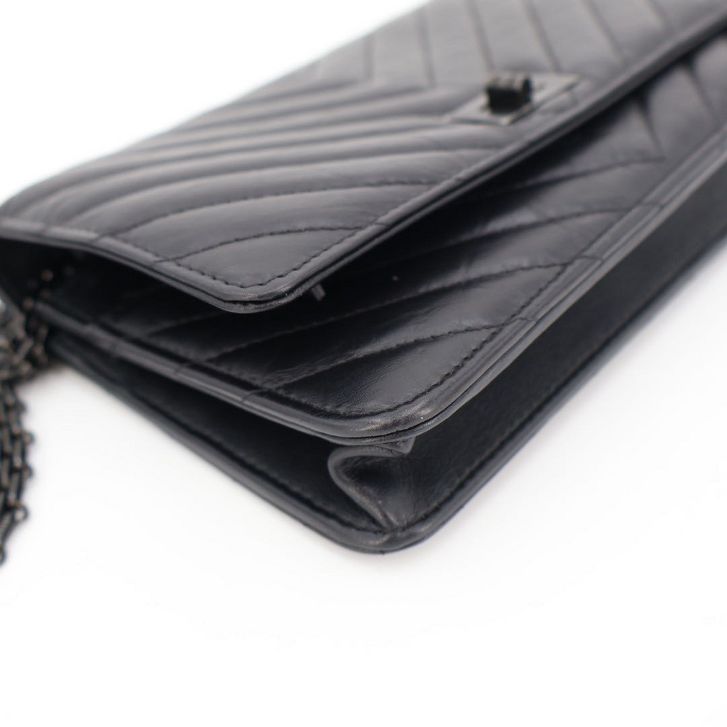 Chanel 2.55 Chain Wallet Shoulder — view 4