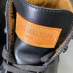 Louis Vuitton LV Logo Lace Up Boots Shoes 7 Black Leather — view 9