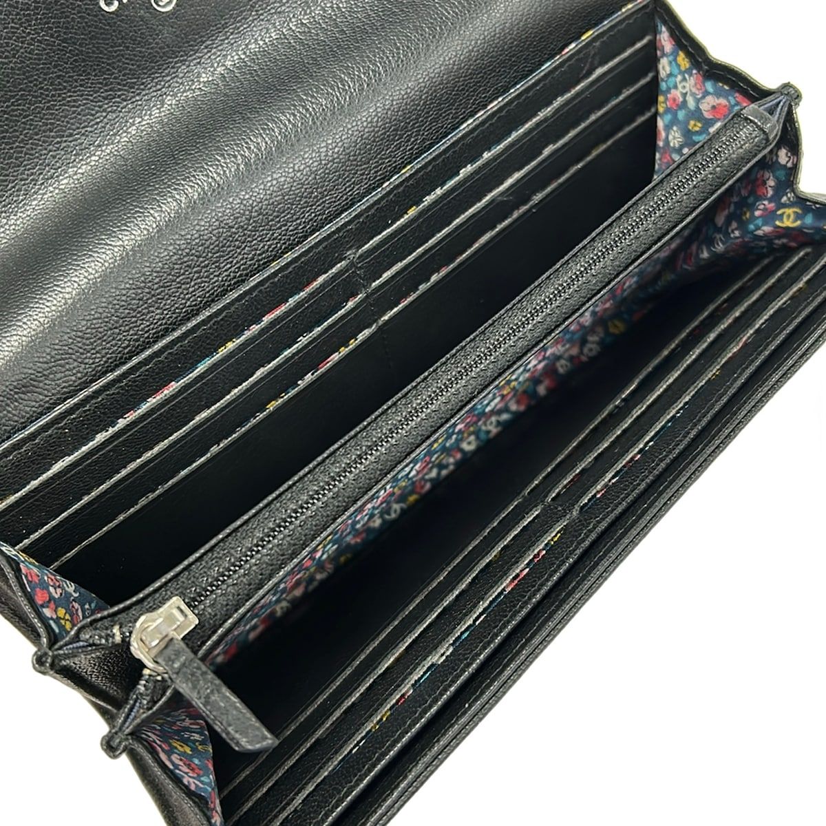 Chanel Wallet Lucky Clover Black Silver Leather — view 4