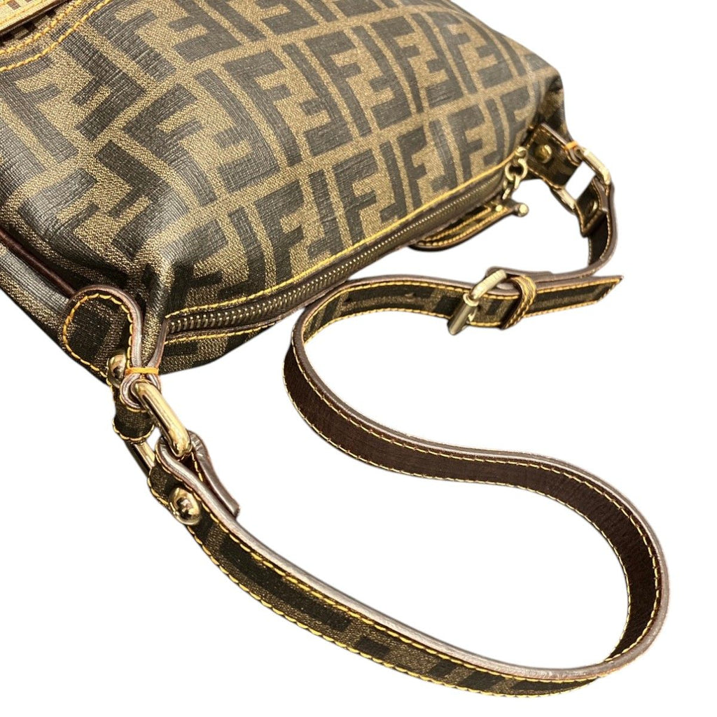Fendi Zukka Zukki No Shoulder Bag Leather — view 9