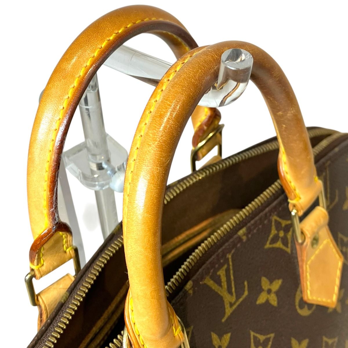 Louis Vuitton Alma Monogram Handbag Canvas — view 7