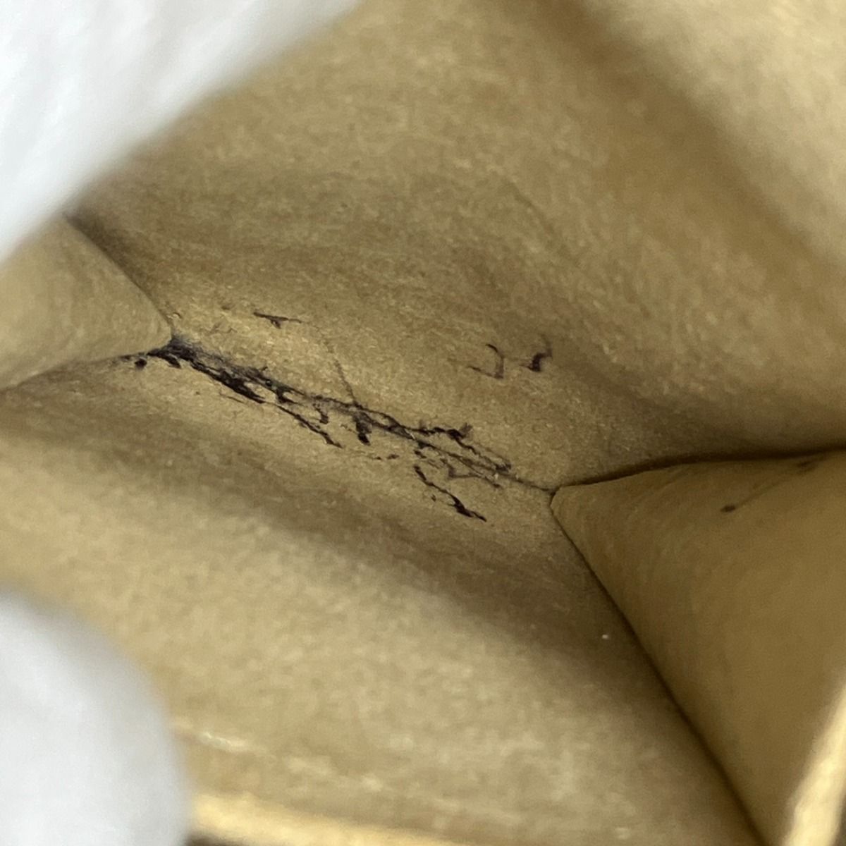 Louis Vuitton Looping GM Monogram Shoulder Bag Canvas — view 7