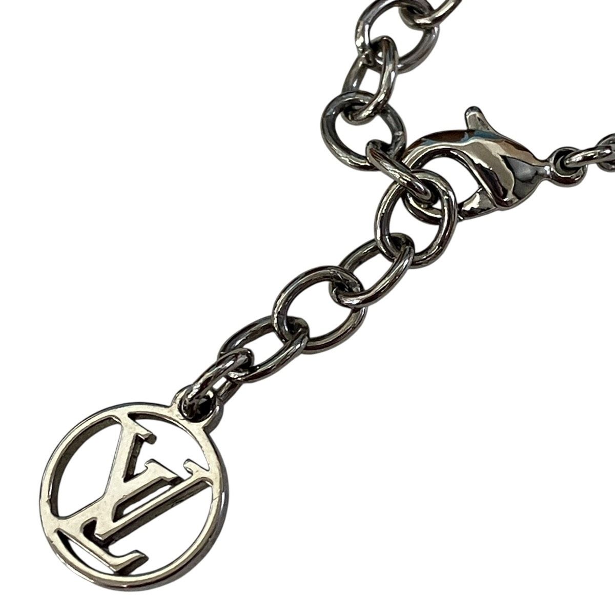 Louis Vuitton Essential Necklace 41 cm Brass Metal — view 2