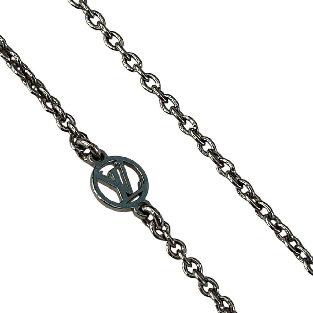 Louis Vuitton Essential Necklace 41 cm Brass Metal — view 8