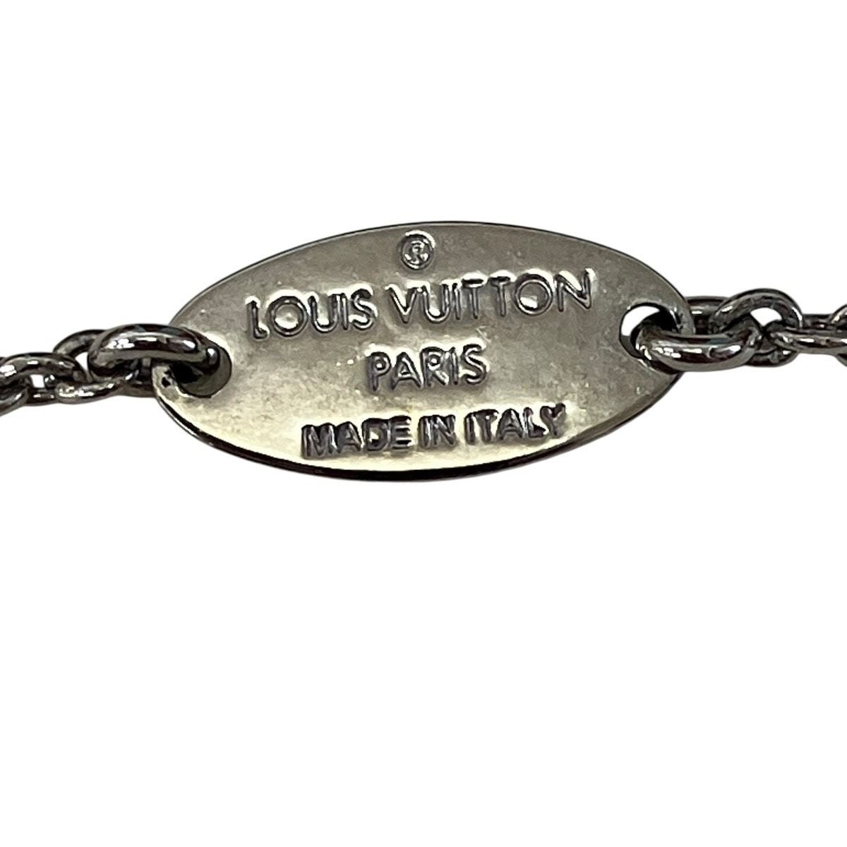 Louis Vuitton Essential Necklace 41 cm Brass Metal — view 5