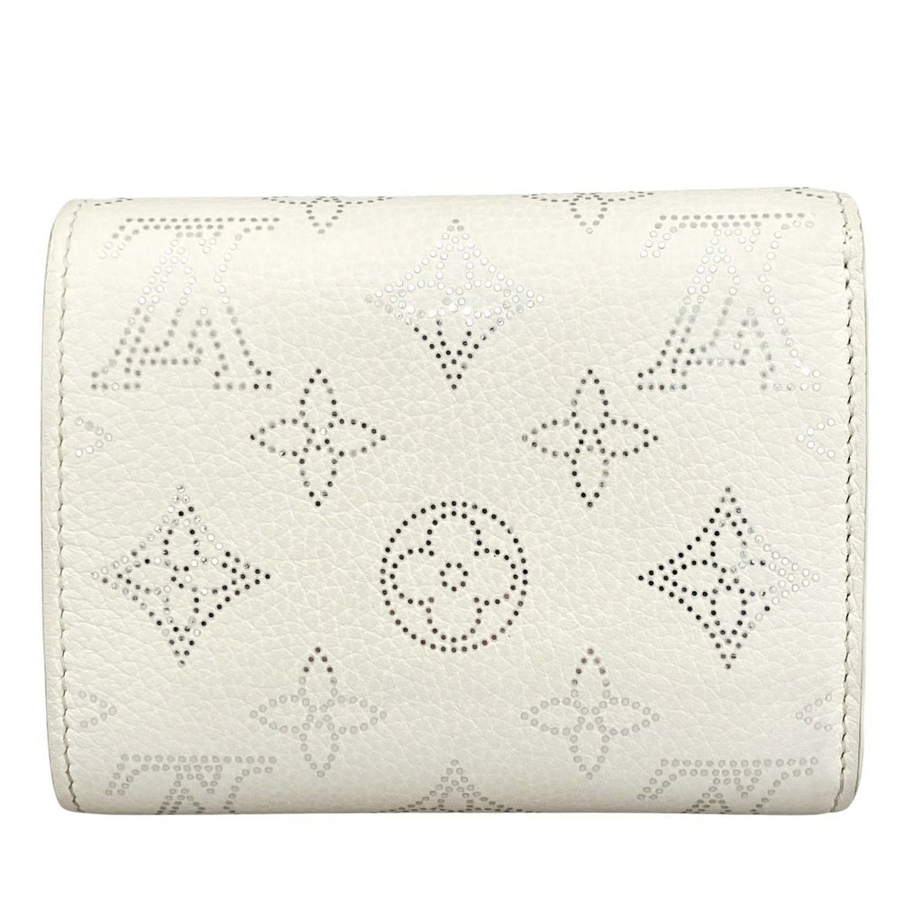 Louis Vuitton Portefeuille Iris Compact Mahina Bifold Wallet Leather — view 2