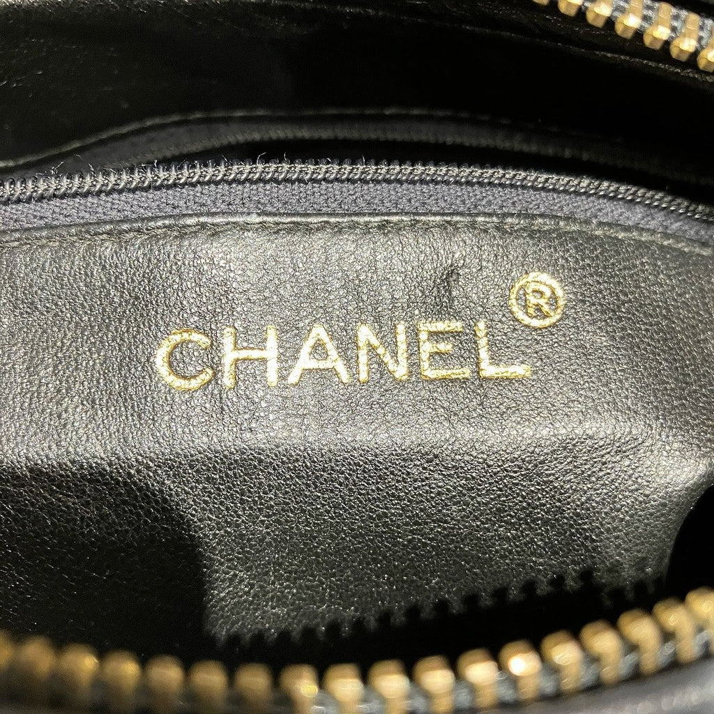 Chanel Quilted Shoulder Bag Lambskin — view 4