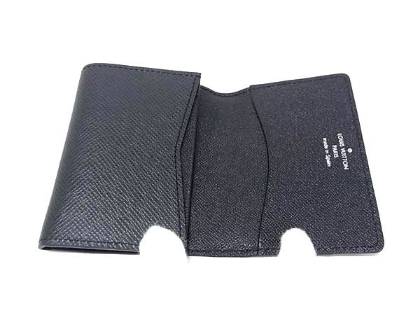 Louis Vuitton Taiga Envelope Carte de Visite Card Case Black — view 3