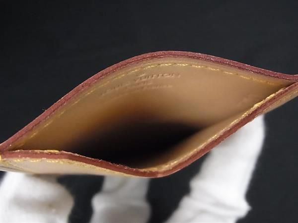 Louis Vuitton Vivianne Petula Leather Card Case Light Brown — view 3