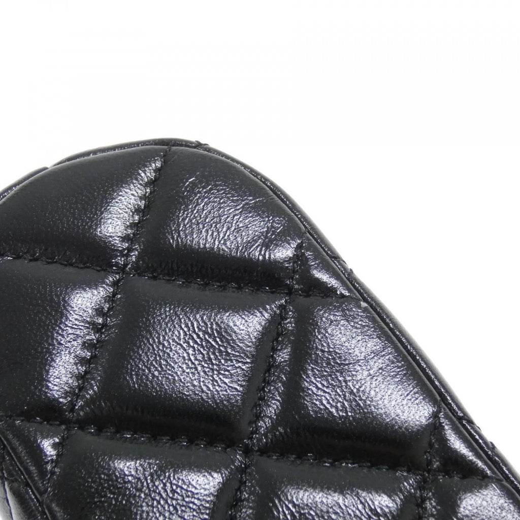 Chanel Bag Handbag Black — view 3