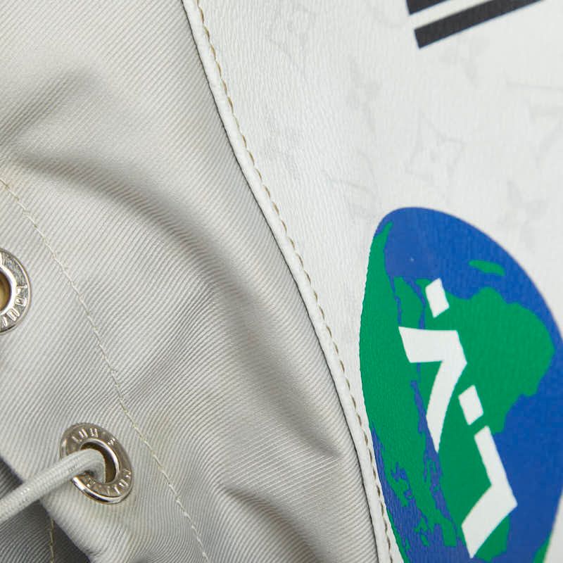 Louis Vuitton Monogram Chalk Sling Bag Blanc White Gray Leather — view 8