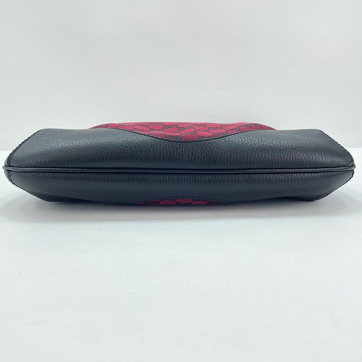 Gucci Shoulder Bag — view 7