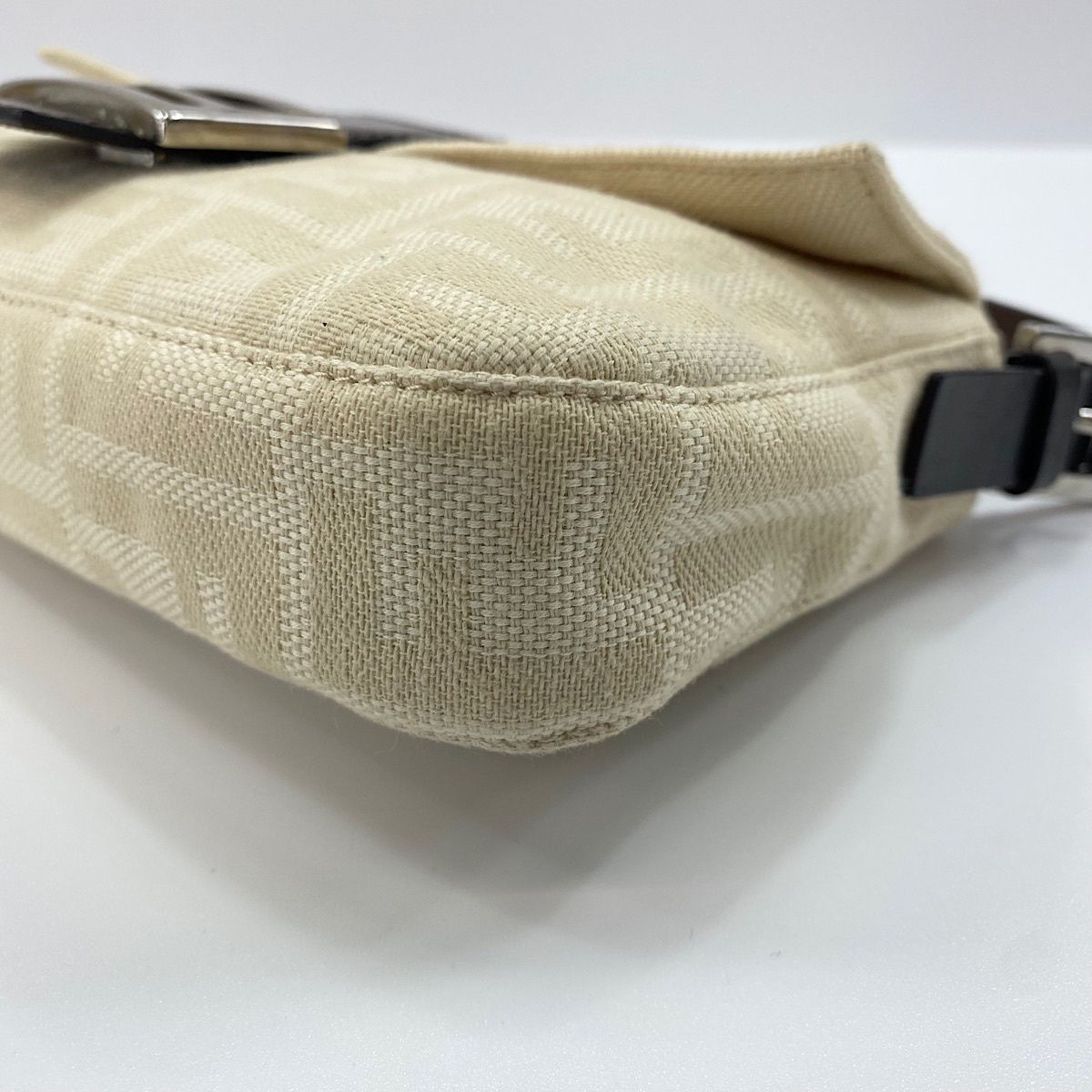 Fendi Handbag Mamma Bucket Zucca — view 8