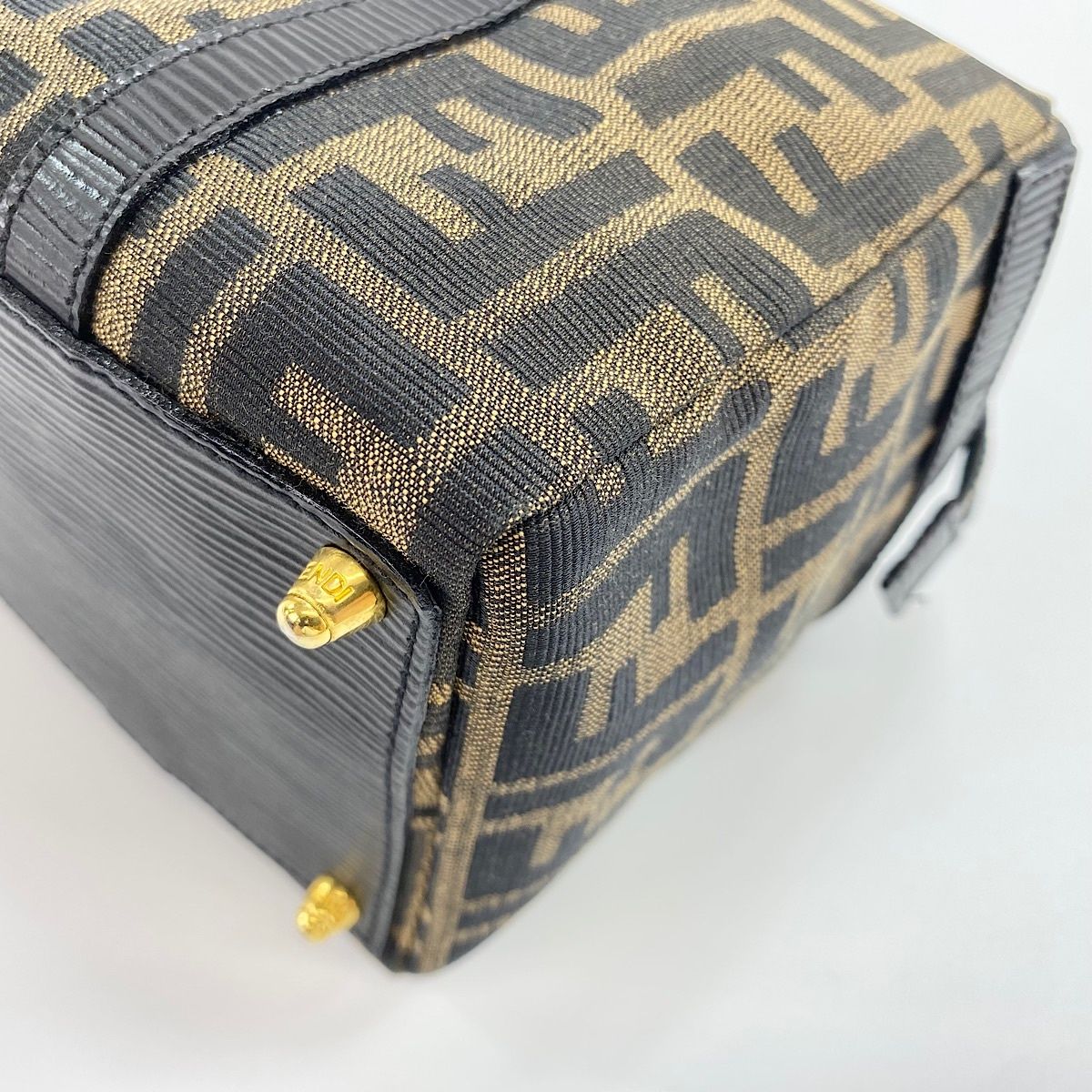 Fendi Handbag Beige — view 9