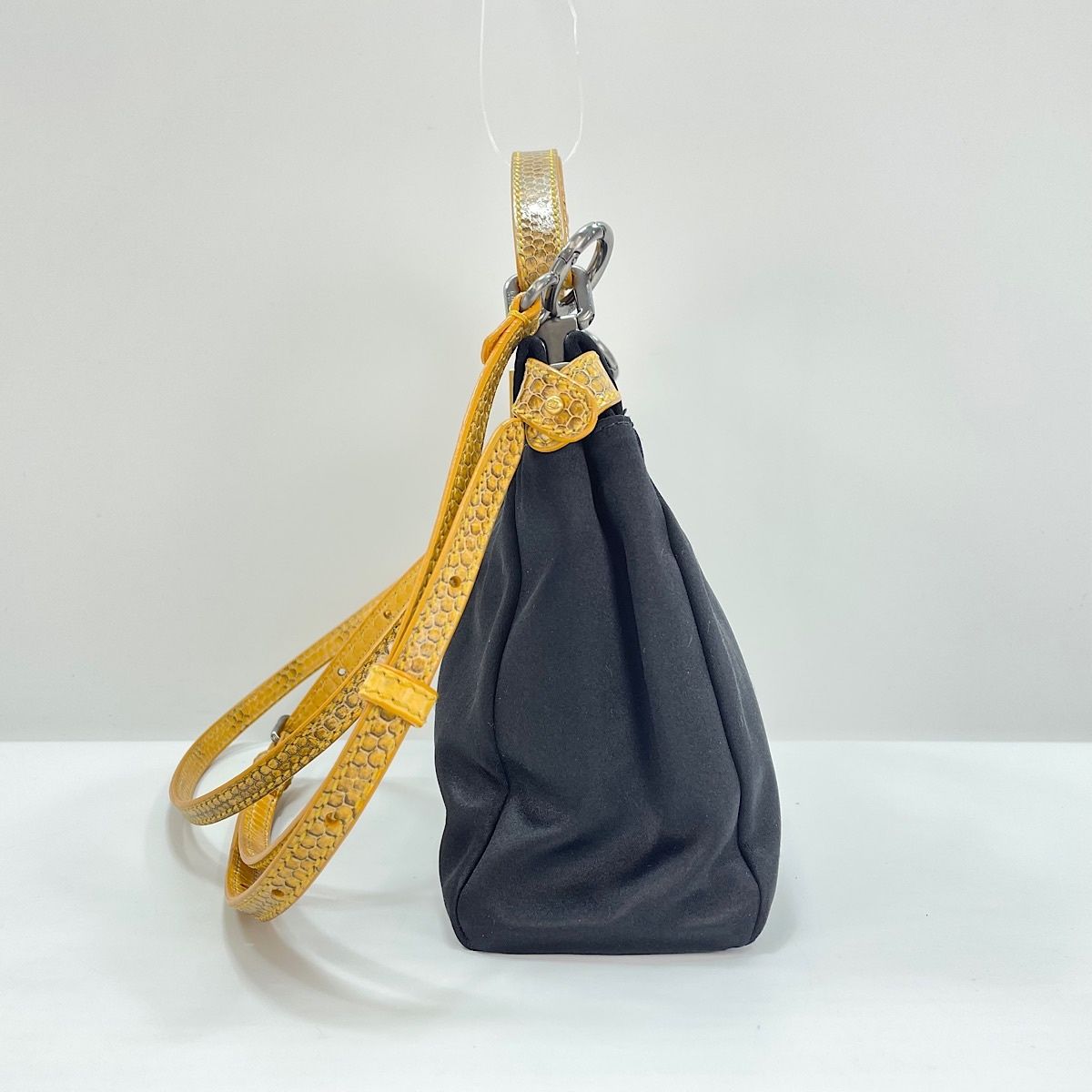 Fendi Handbag Peekaboo 2-Way — view 6