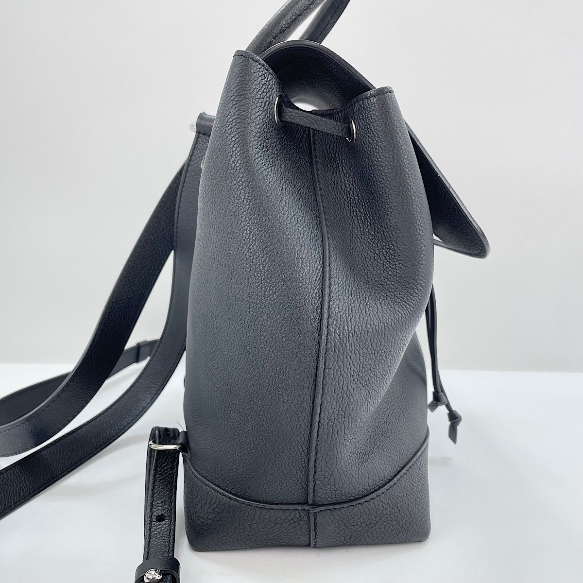 Louis Vuitton Backpack Lockme — view 5