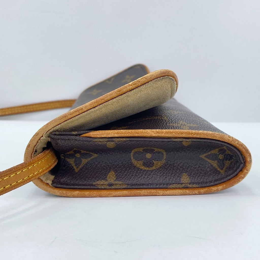 Louis Vuitton Shoulder Bag Pochette Twin GM — view 6